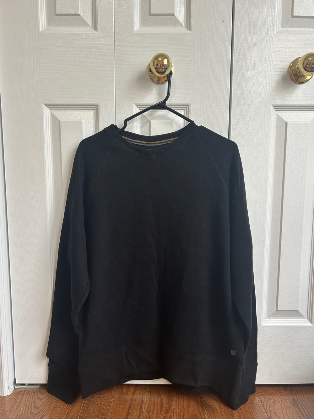 Black Long Sleeve Men's Crewneck Shirt